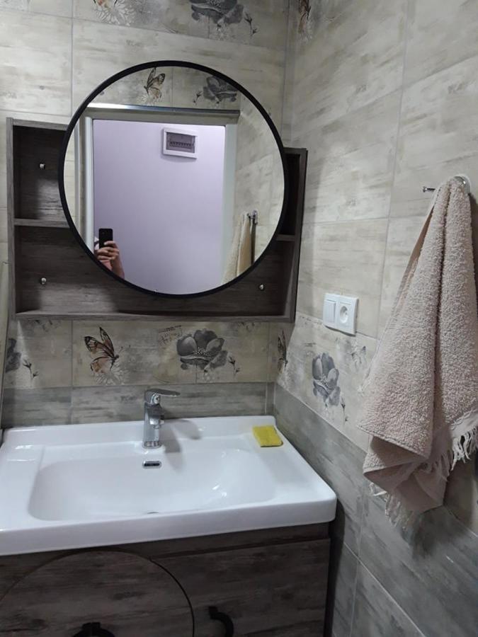 Квартира В Батуми / Apartments In บาทูมิ ภายนอก รูปภาพ